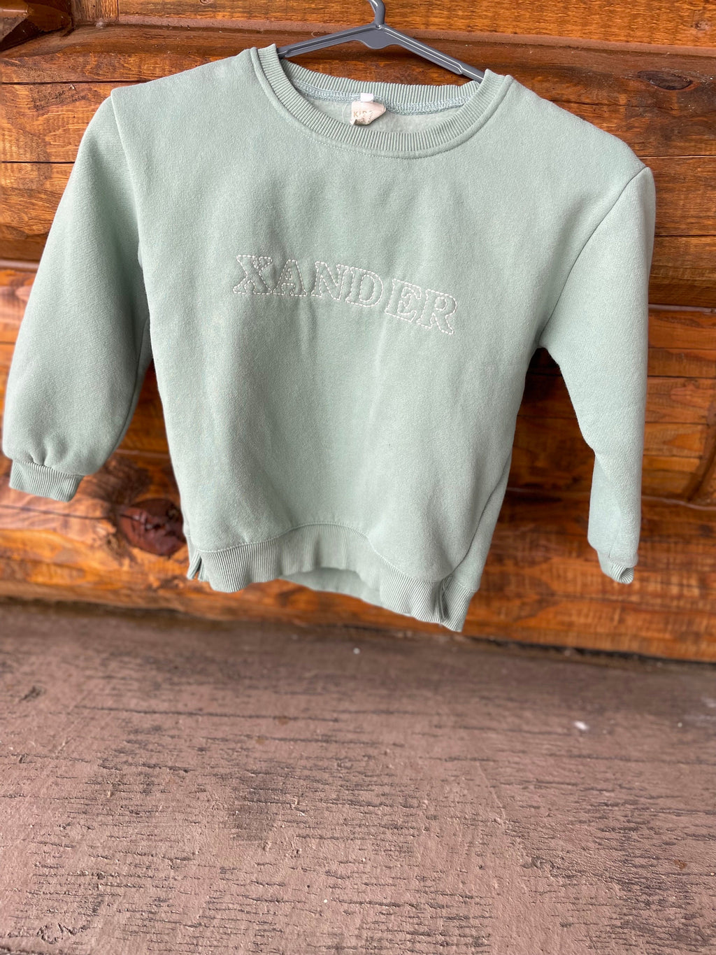 Custom name embroidered kids sweatshirt, Handmade embroidered name kids crewneck, personalized name toddler sweatshirt, childrens crewneck